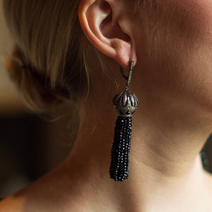 Black Spinel with Tassels